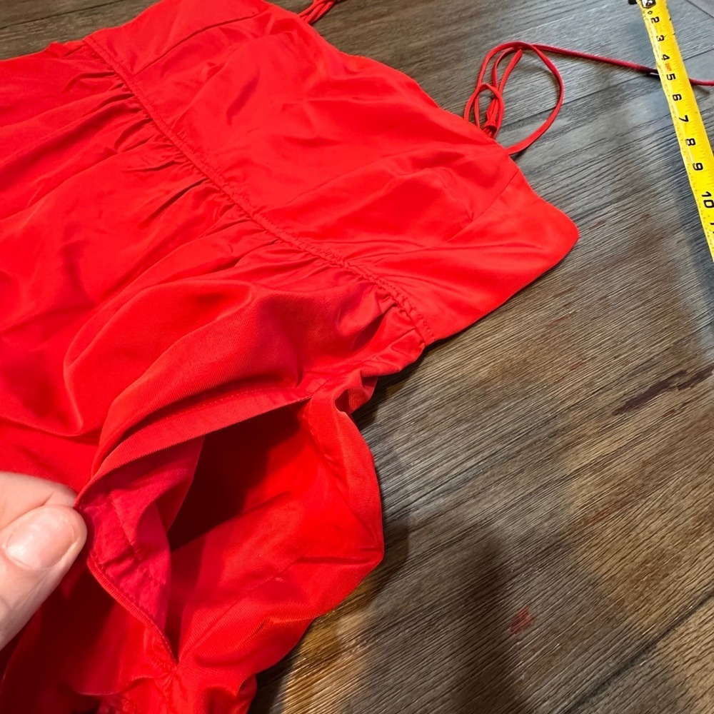 Free Assembly Red Dress Spaghetti Strap Smocked Bodice Tiered Midi M - Picture 7 of 17